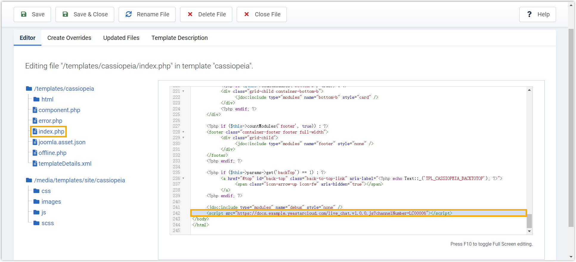 Cloud Voice, Live Chat snippet pasted into the template's index.php ahead of the closing body tag
